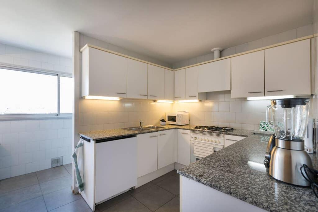 Sea Views & City Skyline Barcelona Ngoại thất bức ảnh